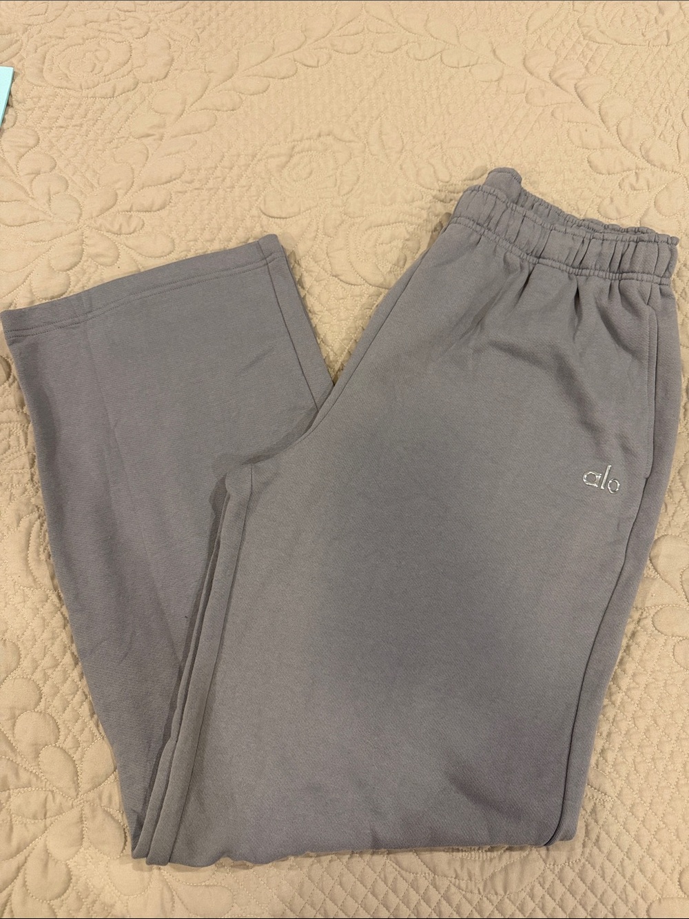 Alo Sweatpants - Soft Elastic-Waist Bottoms